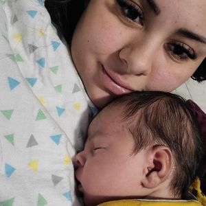 Meet your Posher, Gabriela